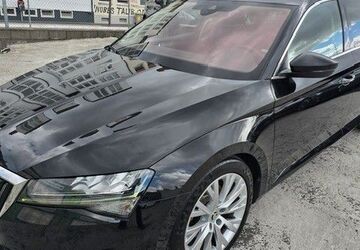 Skoda Superb 191.000 km 17.690 &euro; Mannheim 68159