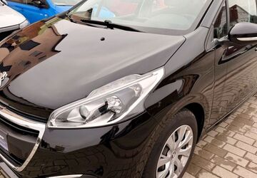 Peugeot 208 88.000 km 6.490 &euro; Worms 67551