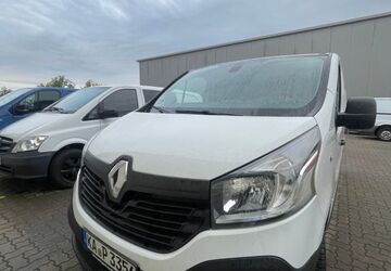 Renault Trafic 176.000 km 8.700 &euro; Philippsburg 76661