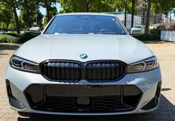 BMW 320 25.675 km 41.999 &euro; Mannheim 68199