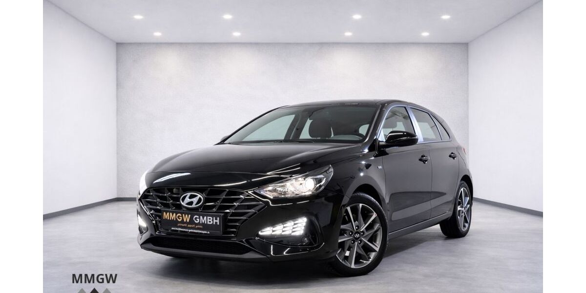 Hyundai i30 23.274 km 18.490 &euro; Bensheim 64625