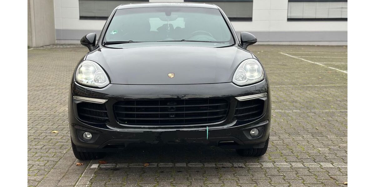Porsche Cayenne 143.000 km 33.000 &euro; Plankstadt 68723