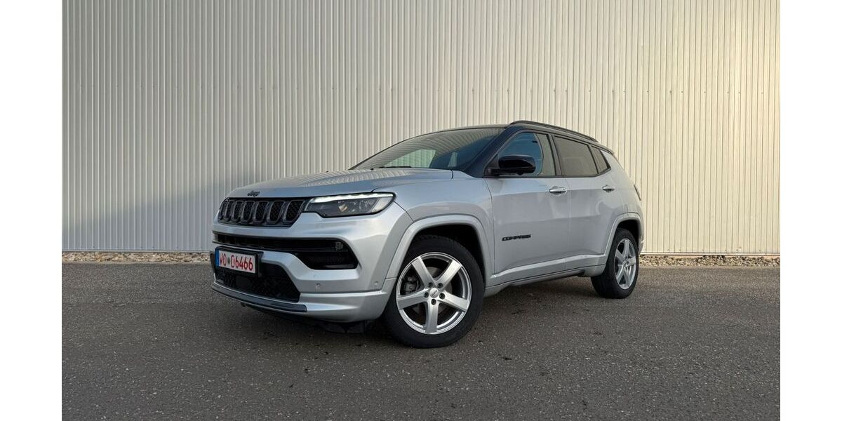 Jeep Compass 10.600 km 21.999 &euro; Worms 67549