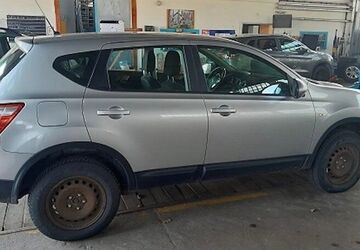 Nissan Qashqai 180.000 km 5.900 &euro; Mannheim 68199