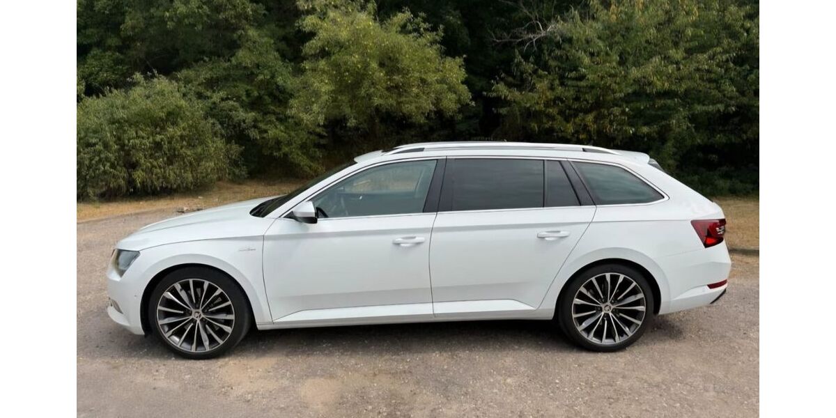 Skoda Superb 120.000 km 21.200 &euro; Mannheim 68309