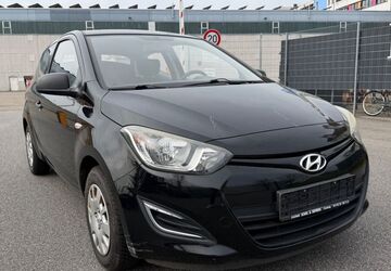 Hyundai i20 108.653 km 4.900 &euro; Hockenheim 68766