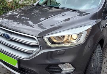 Ford Kuga 95.700 km 17.600 &euro; Neustadt 67435