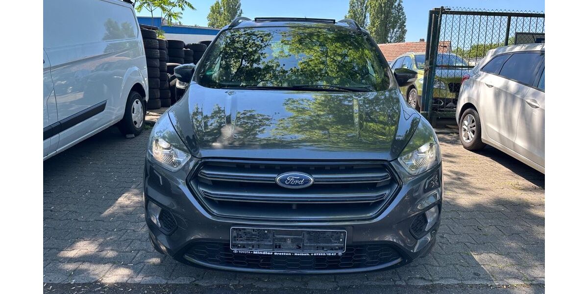 Ford Kuga 109.000 km 14.990 &euro; Mannheim 68309