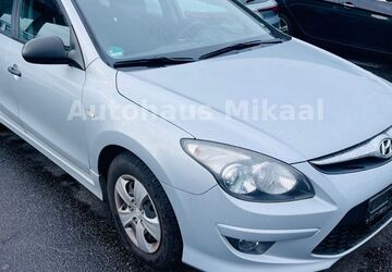 Hyundai i30 166.000 km 3.999 &euro; Ketsch 68775