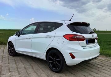 Ford Fiesta 57.000 km 10.600 &euro; Mannheim 68307