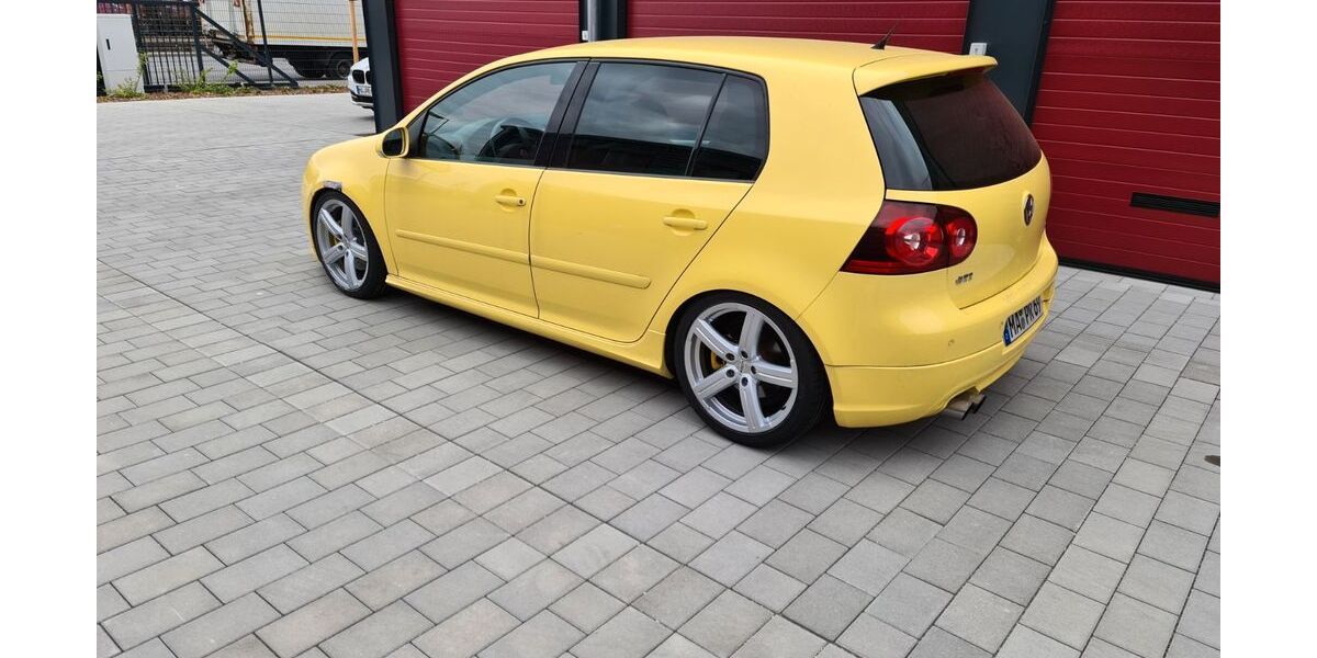 VW Golf 70.370 km 12.800 &euro; Mannheim 68219