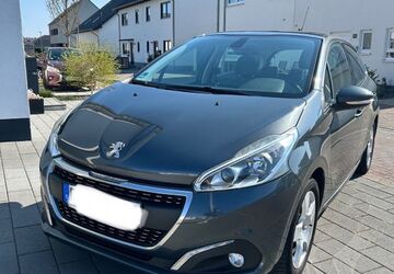 Peugeot 208 119.000 km 5.900 &euro; Dannstadt-Schauernheim 67125