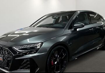 Audi RS3 2.000 km 70.900 &euro; Grünstadt 67269