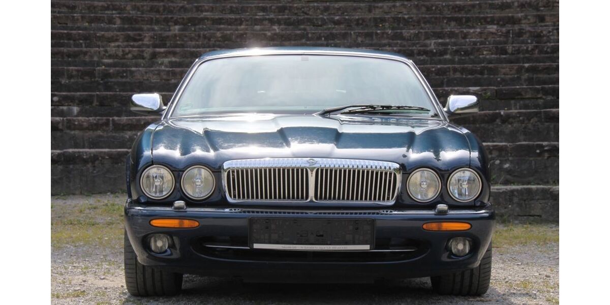 Jaguar Daimler 235.000 km 11.999 &euro; Heppenheim 64646