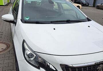 Peugeot 2008 91.000 km 8.200 &euro; Mannheim 68309