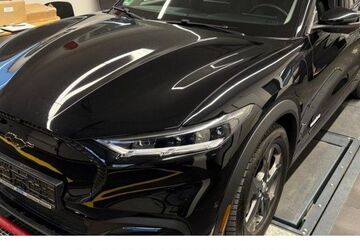 Ford Mustang Mach-E 55.990 km 29.890 &euro; Bensheim 64625