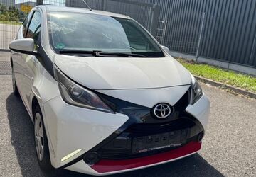 Toyota Aygo (X) 120.208 km 6.200 &euro; Hockenheim 68766