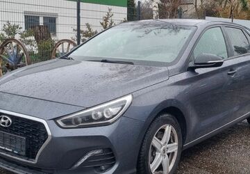 Hyundai i30 130.000 km 10.990 &euro; Schifferstadt 67105