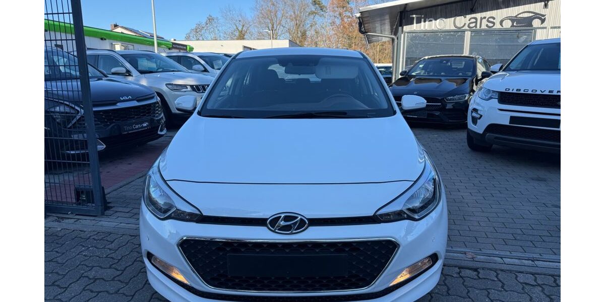 Hyundai i20 81.000 km 8.499 &euro; schifferstadt 67105