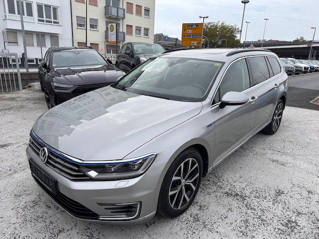 VW Passat Variant 92.000 km 16.990 &euro; Mannheim 68159