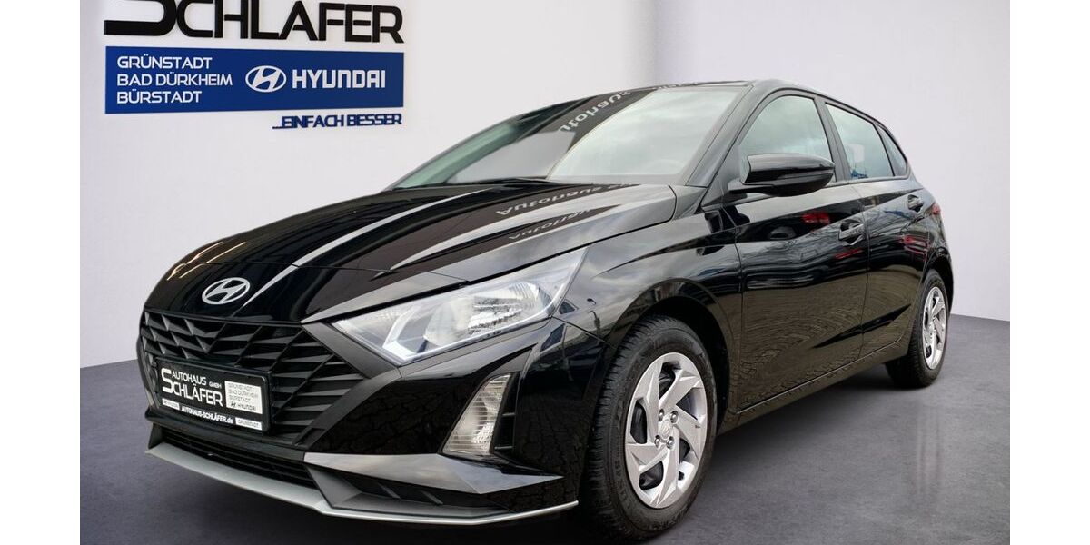 Hyundai i20 10.825 km 17.680 &euro; Bad Dürkheim 67098