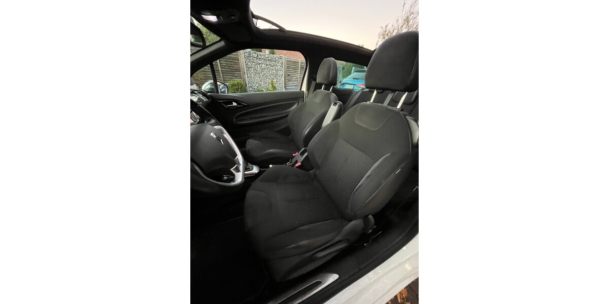 Citroen DS3 101.000 km 5.999 &euro; Friedelsheim 67159