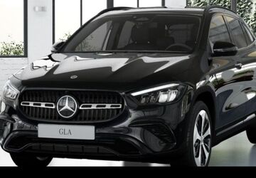 Mercedes-Benz GLA 180 9.900 km 42.490 &euro; Mannheim 68165
