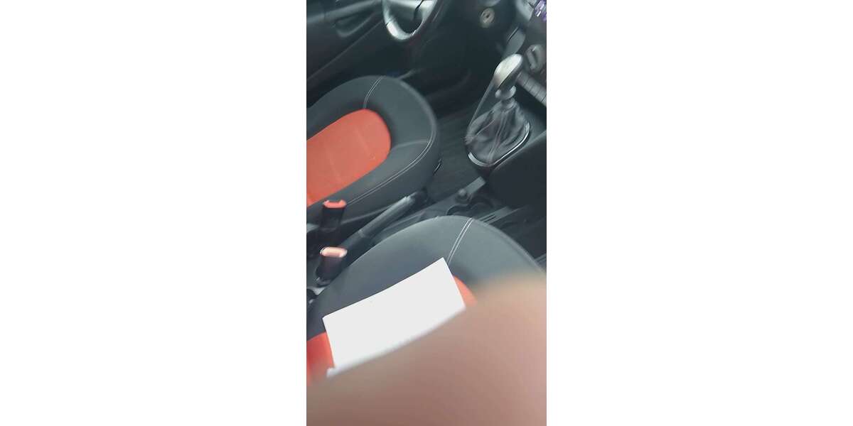 Lancia Ypsilon 90.000 km 2.700 &euro; Mannheim 68199