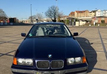 BMW 320 168.000 km 2.399 &euro; Mannheim 68159