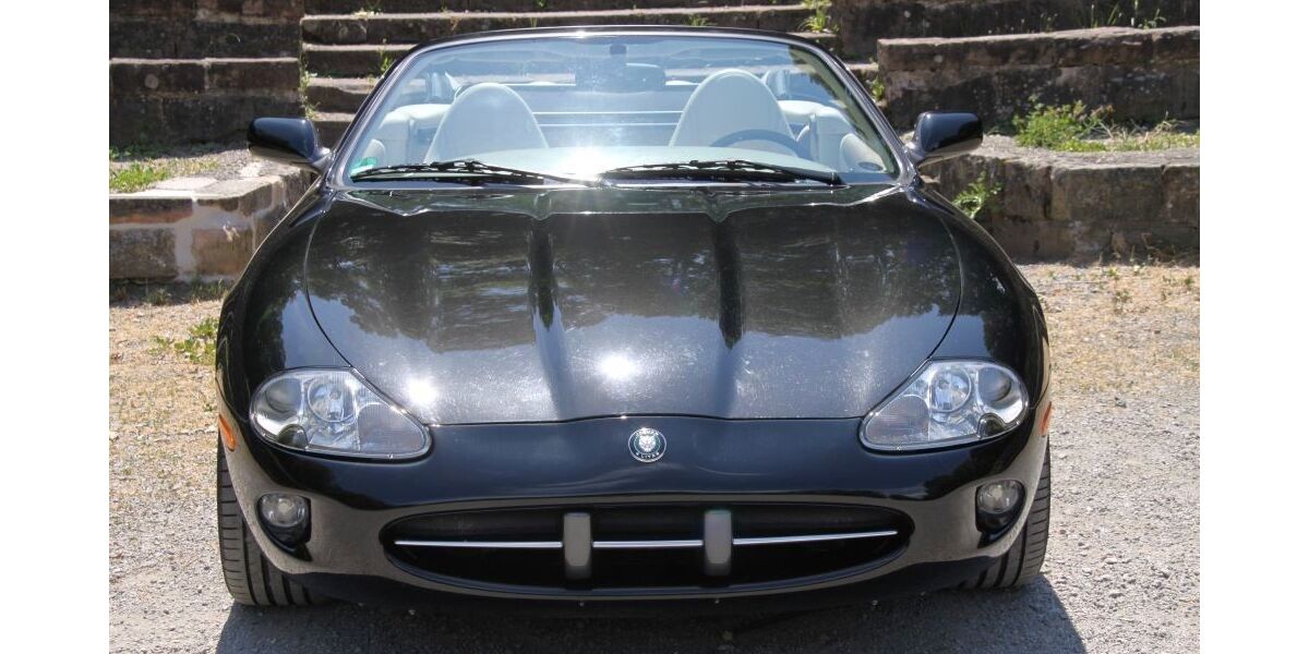 Jaguar XK8 92.500 km 39.999 &euro; Heppenheim 64646