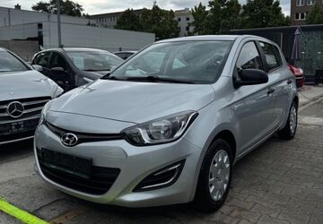 Hyundai i20 155.807 km 4.490 &euro; Mannheim 68199
