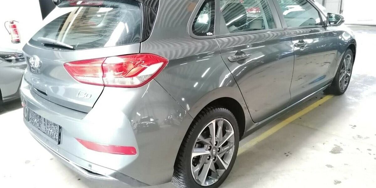 Hyundai i30 Trend Mild-Hybrid 91.000 km 12.790 &euro; Gernsheim 64579