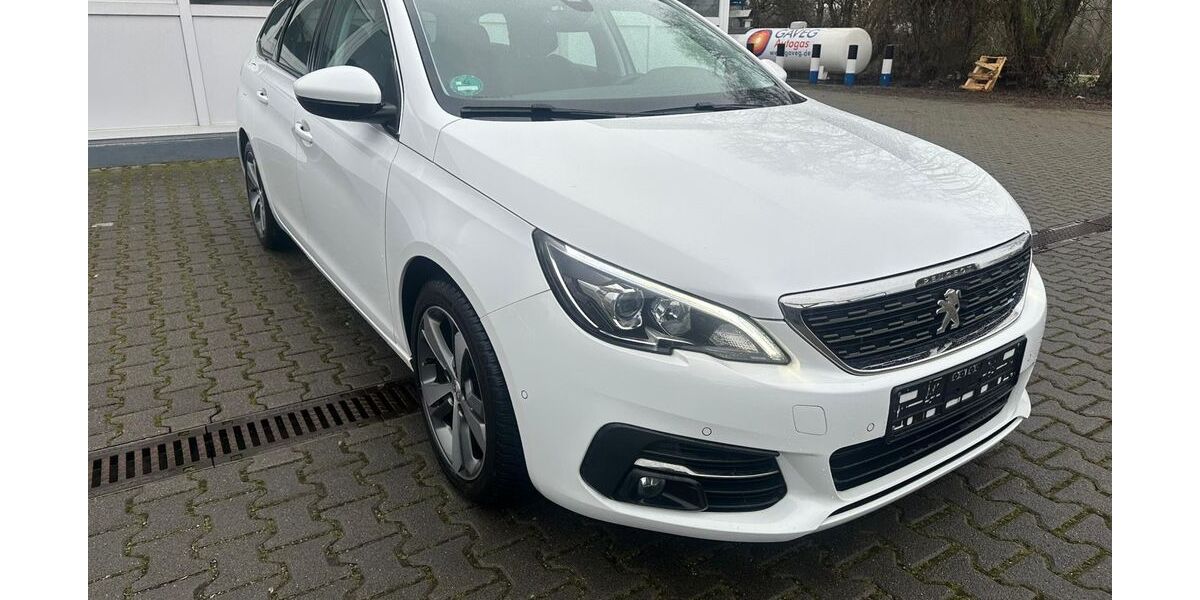 Peugeot 308 80.000 km 11.490 &euro; Heppenheim 64646