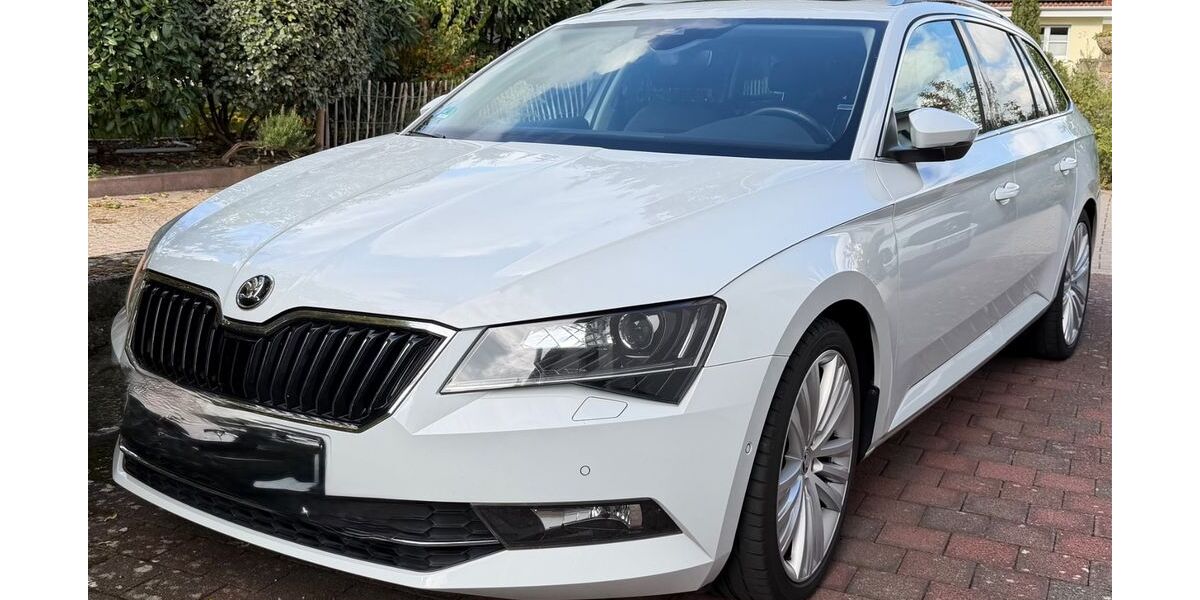Skoda Superb 137.000 km 14.900 &euro; Wachenheim 67157