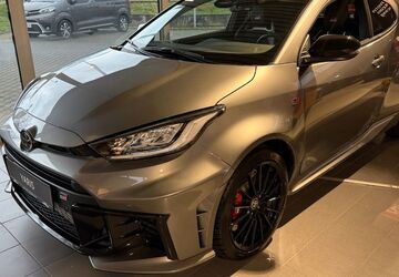 Toyota Yaris 4.852 km 43.700 &euro; Bensheim 64625