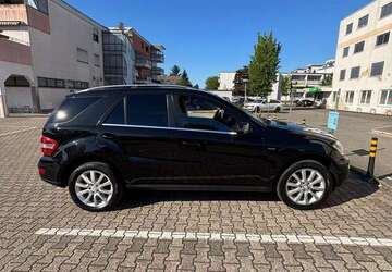 Mercedes-Benz ML 300 235.000 km 12.499 &euro; Mannheim 68309