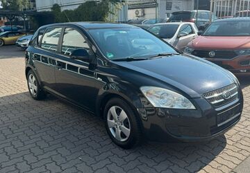 Kia ceed / Ceed 197.000 km 2.999 &euro; Worms 67547