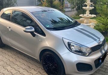 Kia Rio 181.200 km 3.800 &euro; Bockenheim an der wein Str 67278