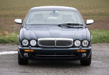 Jaguar Daimler 132.890 km 34.999 &euro; Heppenheim (Bergstraße) 64646