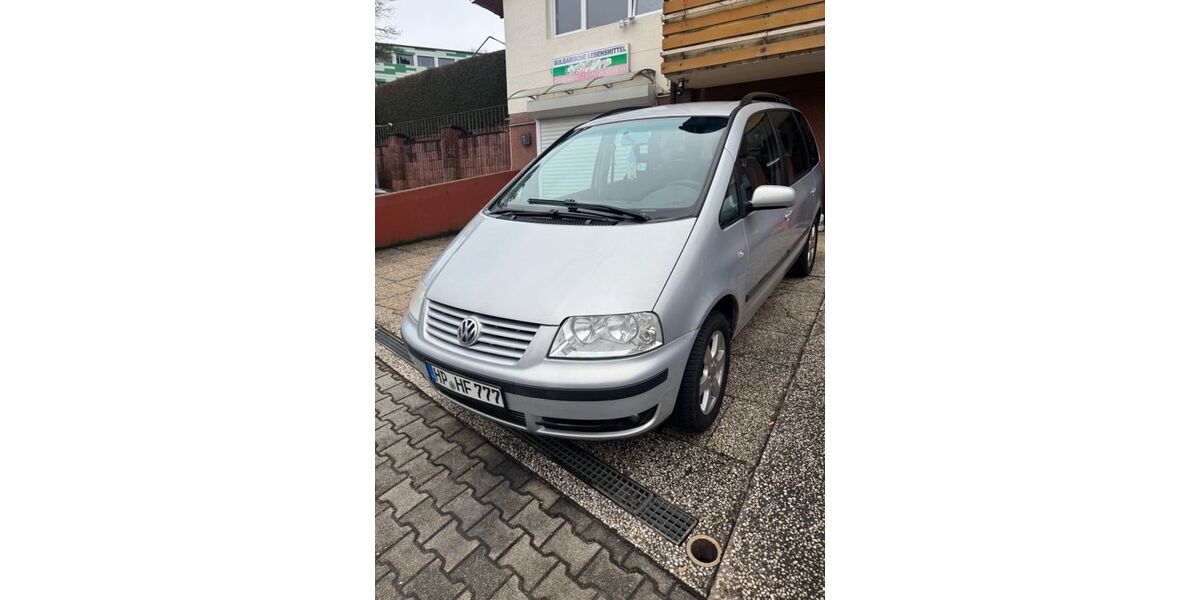 VW Sharan 307.000 km 2.500 &euro; Wald-Michelbach 69483