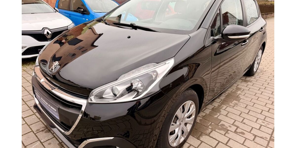 Peugeot 208 88.000 km 5.990 &euro; Worms 67551