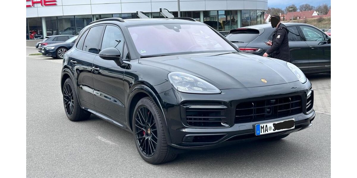 Porsche Cayenne 56.500 km 102.900 &euro; Hockenheim 68766