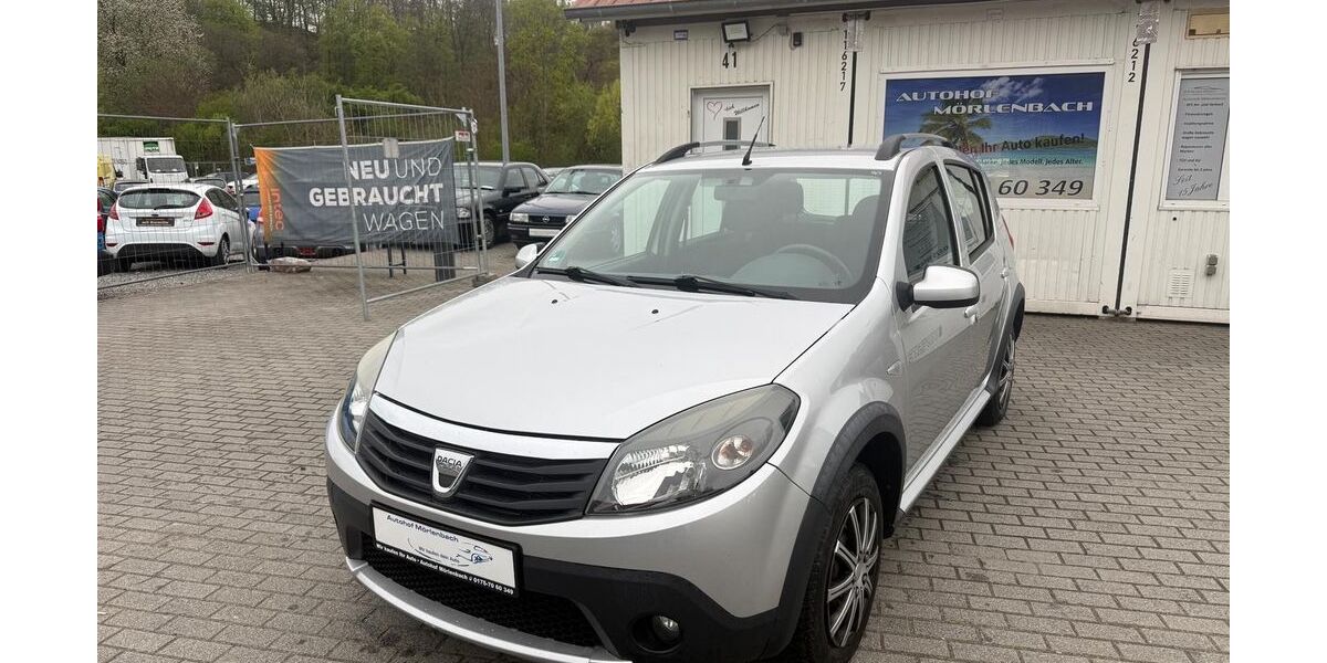 Dacia Sandero 98.000 km 5.950 &euro; Mörlenbach 69509
