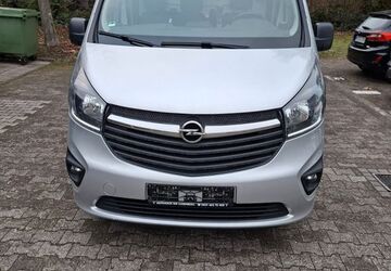 Opel Vivaro 158.000 km 14.300 &euro; Brühl 68782