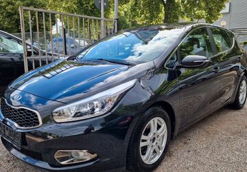 Kia ceed / Ceed 105.000 km 5.450 &euro; Mannheim 68199