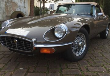 Jaguar E-Type 61.292 km 76.500 &euro; Römerberg 67354