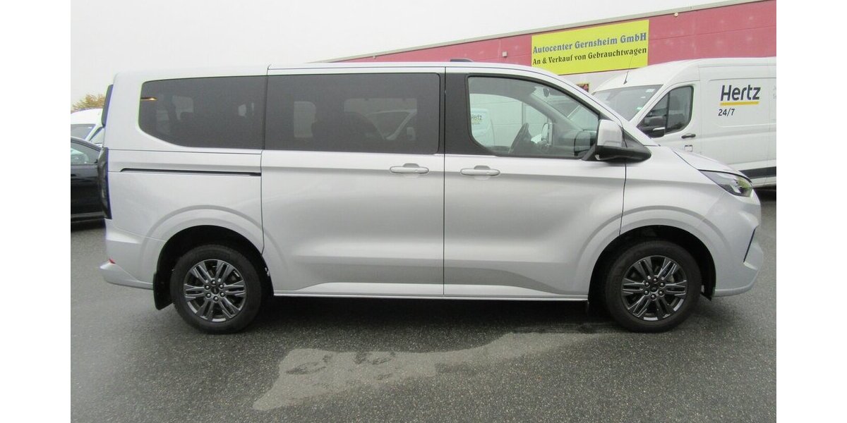 Ford Tourneo Custom 320 L1 Tourneo Titanium FWD Autom. 25.000 km 43.950 &euro; Gernsheim 64579