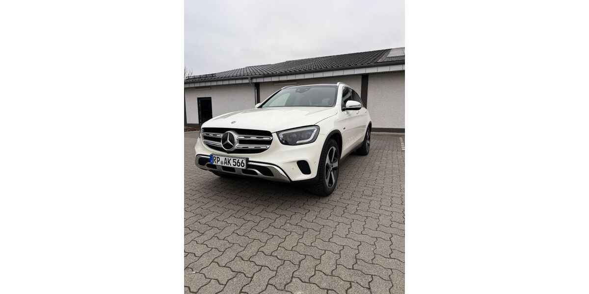 Mercedes-Benz GLC 300 68.000 km 35.900 &euro; Neuhofen 67141