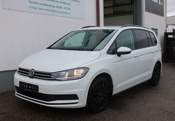 VW Touran 207.500 km 13.490 &euro; Lampertheim 68623