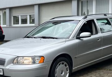 Volvo V70 235.000 km 2.990 &euro; Weinheim 69469